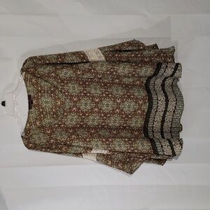 Flowy bohemian butterfly sleeve crocheted detail blouse size 2X
